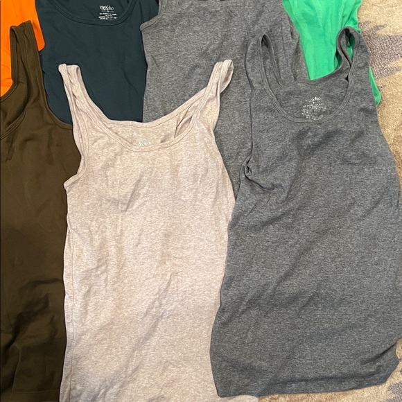 Lot of Merona and Mossimo Tank Tops size s - Picture 6 of 8